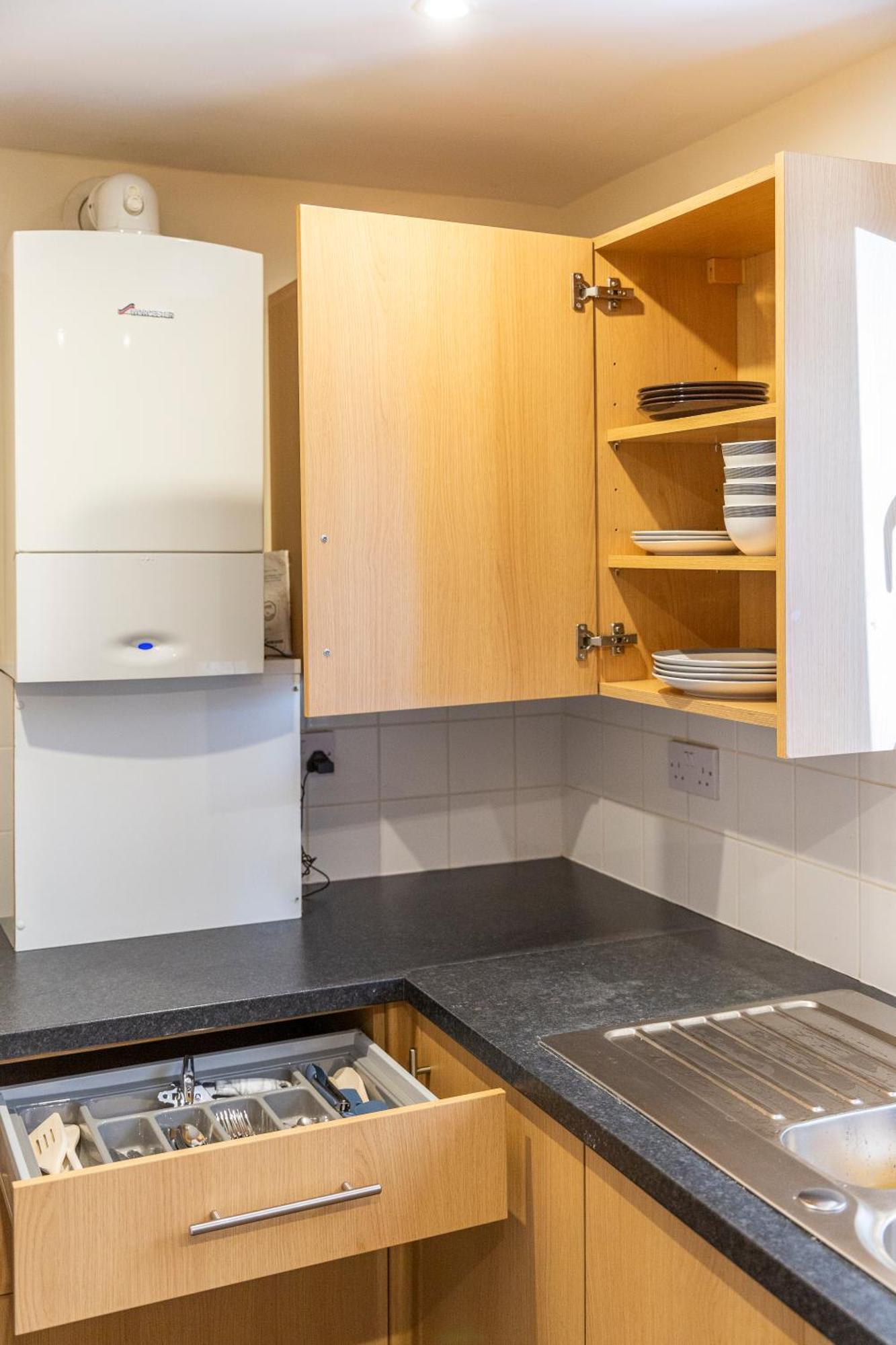 The Vogue Stay, 3 Bedrooms, 2 Bathrooms, Ideal For Jr & Oxford Hospitals, Free Carpark, Conveniently Located For Ring Road Access, 2 Miles From Oxford City Centre Easy Car & Bus Route Exterior foto